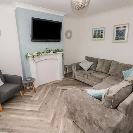 Cwtch Ar Y Mor Vila Burry Port Exterior foto